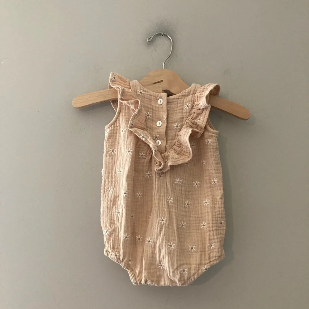 $34 ADD ON rylee + cru muslin embroidered‎ romper 3-6M Zara Mini Boden Baby Gap